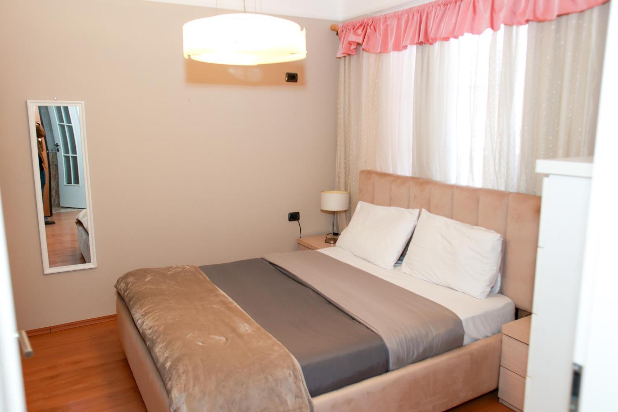 Cherry Apartment Тирана Экстерьер фото